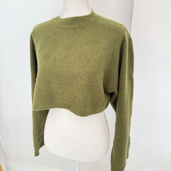 Open Edit Khaki Green Cropped Long Sleeve Sweater XL Jumper Fall Winter - Picture 2 of 7
